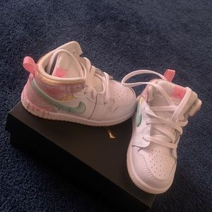 Glow In the dark Jordan 1s